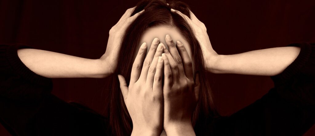 geralt-woman-2696408_1920